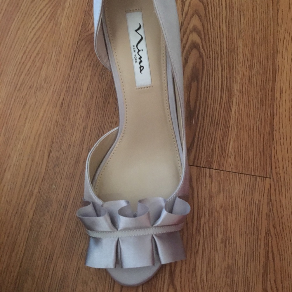 Silver Formal Open Toed Shoes - Picture 1 of 4